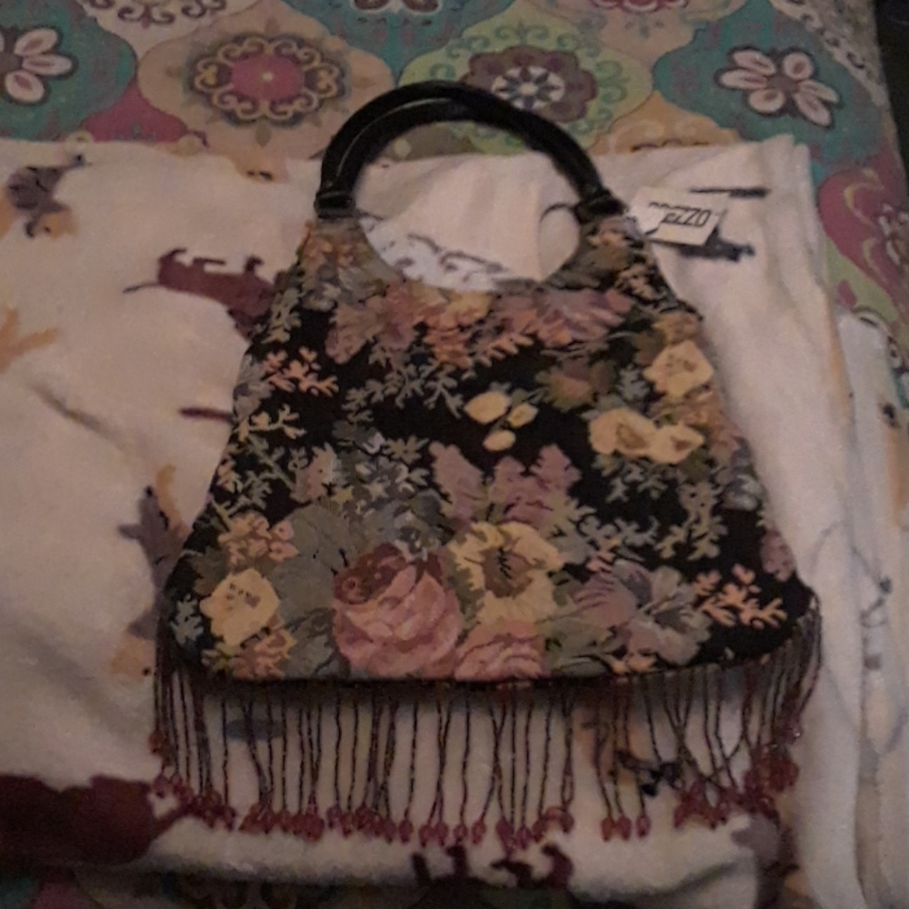 Handbag - Picture 2 of 5
